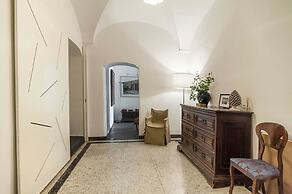 Rome an Aristocratic Apartment in Historic Palace Near the Piazza Navo