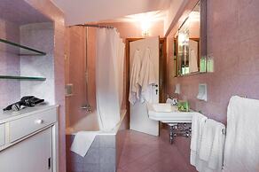 Near Rome Villa Pool Tennis Courts Perfect Family Reunion or Off-site