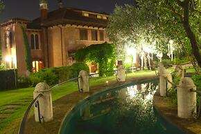 Near Rome Villa Pool Tennis Courts Perfect Family Reunion or Off-site