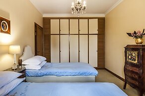 Near Rome Villa Pool Tennis Courts Perfect Family Reunion or Off-site