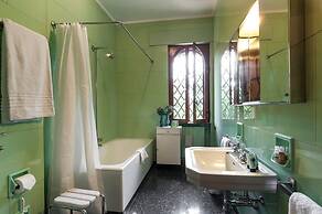 Near Rome Villa Pool Tennis Courts Perfect Family Reunion or Off-site