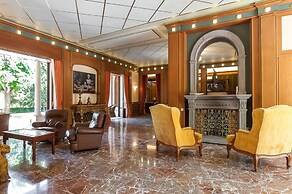 Near Rome Villa Pool Tennis Courts Perfect Family Reunion or Off-site