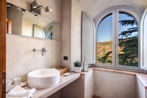 Torre Fortunata Splendidly Restored Medieval Tower Near Todi in Umbria