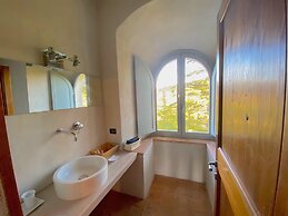 Torre Fortunata Splendidly Restored Medieval Tower Near Todi in Umbria