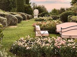 Villa Vinarte Elegant Home 2 Pools Tennis spa Winery Exclusively for y