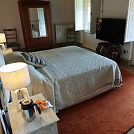 Villa Vinarte Elegant Home 2 Pools Tennis spa Winery Exclusively for y