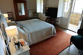 Villa Vinarte Elegant Home 2 Pools Tennis spa Winery Exclusively for y