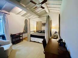 Villa Vinarte Elegant Home 2 Pools Tennis spa Winery Exclusively for y