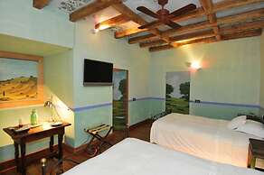 Villa Vinarte Elegant Home 2 Pools Tennis spa Winery Exclusively for y