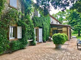 Villa Vinarte Elegant Home 2 Pools Tennis spa Winery Exclusively for y