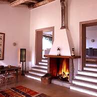 Villa Vinarte Elegant Home 2 Pools Tennis spa Winery Exclusively for y
