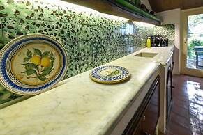 Villa Vista Splendissima Amalfi Coast Stone Villa Pool Garden Splendid