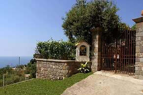 Villa Vista Splendissima Amalfi Coast Stone Villa Pool Garden Splendid