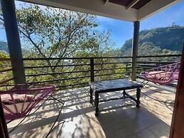 La Palapa & Posada Mía