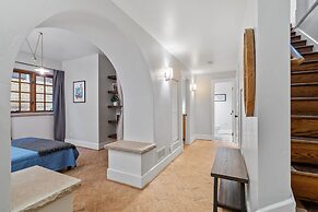 Design House at Linden Hills