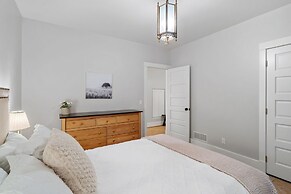 Design House at Linden Hills
