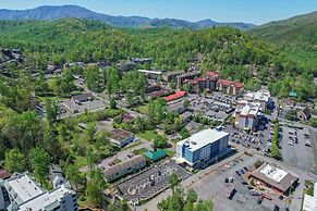 Comfort Suites Gatlinburg Downtown-Convention Center