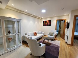 Perfect Residence Taksim with pool