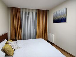 Perfect Residence Taksim with pool