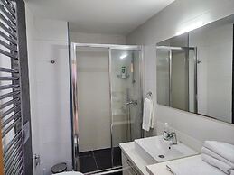 Perfect Residence Taksim with pool