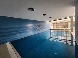 Perfect Residence Taksim with pool