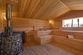 Royal Teos Thermal Resort Clinic & Spa - Halal Hotel