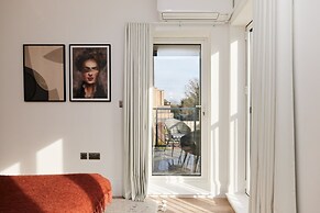 The Wembley Park Retreat - Modern 2bdr Flat With Balcony