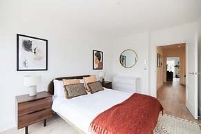 The Wembley Park Retreat - Modern 2bdr Flat With Balcony