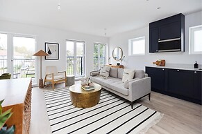 The Wembley Park Retreat - Modern 2bdr Flat With Balcony