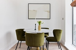 The Wembley Park Retreat - Modern 2bdr Flat With Balcony