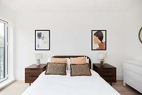 The Wembley Park Retreat - Modern 2bdr Flat With Balcony