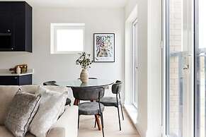 The Wembley Park Wonder - Charming 2bdr Flat With Balcony