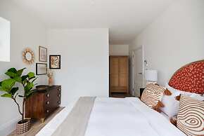 The Wembley Park Wonder - Charming 2bdr Flat With Balcony