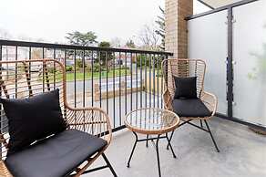 The Wembley Park Wonder - Charming 2bdr Flat With Balcony