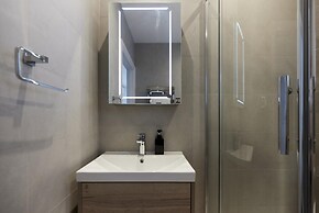 The Wembley Park Gem - Lovely 2bdr Flat With Balcony