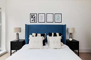 The Wembley Park Gem - Lovely 2bdr Flat With Balcony