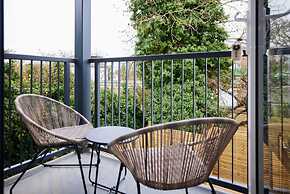 The Wembley Park Gem - Lovely 2bdr Flat With Balcony