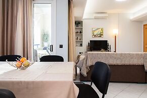 Sky 7 View Apartment