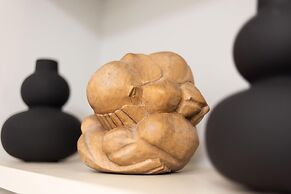 Sky 7 View Apartment