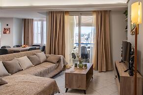 Sky 7 View Apartment