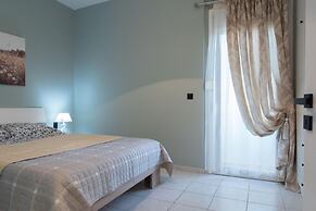 Sky 7 View Apartment