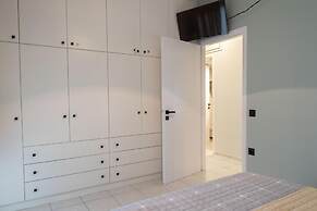 Sky 7 View Apartment