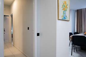 Sky 7 View Apartment