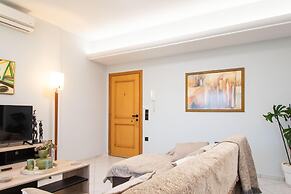 Sky 7 View Apartment