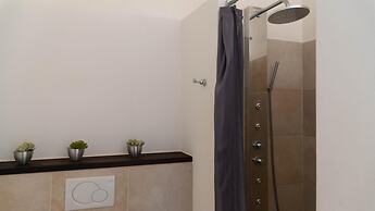 Villa Il Casale Onifai Intera