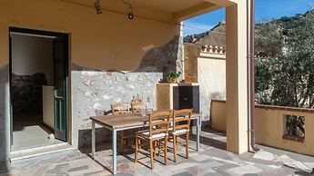 Villa Il Casale Onifai- Piano Terra