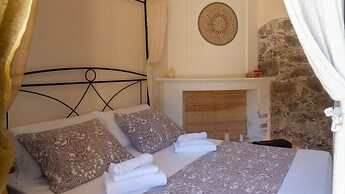 Villa Il Casale Onifai- Piano Terra