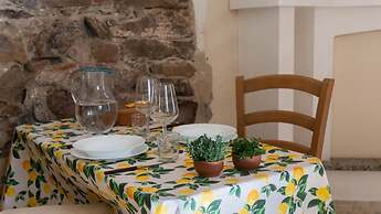 Villa Il Casale Onifai- Piano Terra