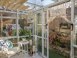 Cove Cottage Hideaway