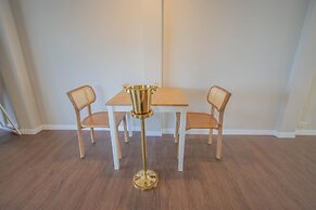 RoomQuest The Peak Patong Hill